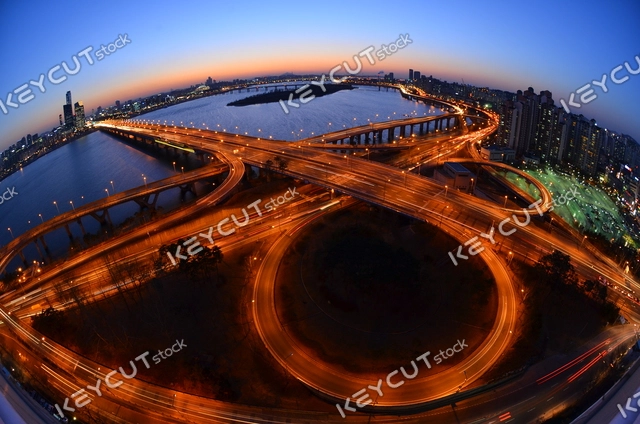 ,Mapo Bridge night view,cello shaped bridge,Fisheye lens night view photography,Interesting night view photo,The charm of the night view,1105383679