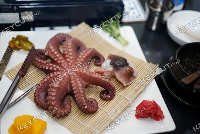해물,간식,삽화,음식,문어,snack,mukbang,octopus,seafood,boiled octopus,Drink snacks,episode,food,food,food,Seafood,seafood,drinking party,Texture,Soju snacks,Snacks,What to eat,sucker,whole octopus,1173691589