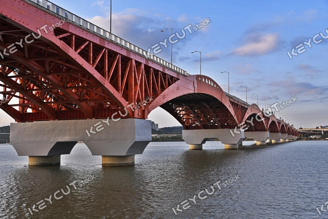 ,Seongsan Bridge,truss bridge,Han River,Han River Bridge,Truss method,1185798454