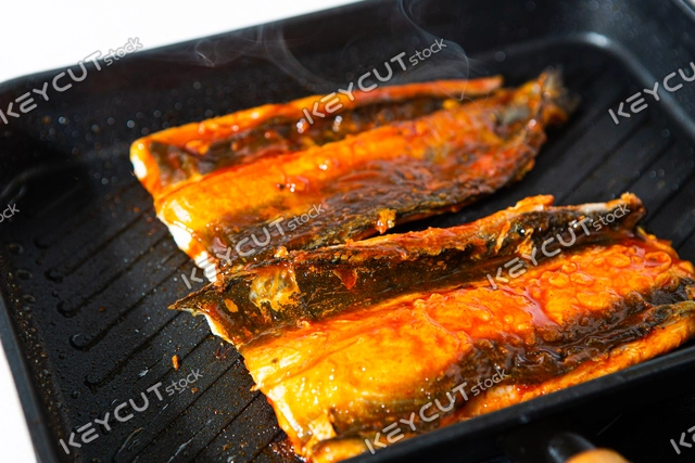 ,Grilled eel,seasoned eel grilled,seasoned grilled eel,eel preparation,grilled fish,Japanese food,1806661298