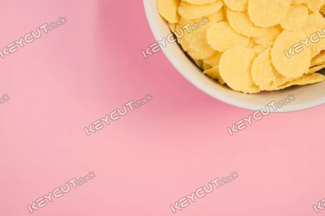 곡물,아침,영양가 있는,시리얼,격리하다,bowl,cornflakes,corn,isolate,flakes,isolated,background,free space,copy space,text,breakfast,food,grain,nutrition,meal,dry,snack,healthy,morning,crunchy,vitamin,closeup,carbohydrates,cereal,nutritious,pink,1203263879
